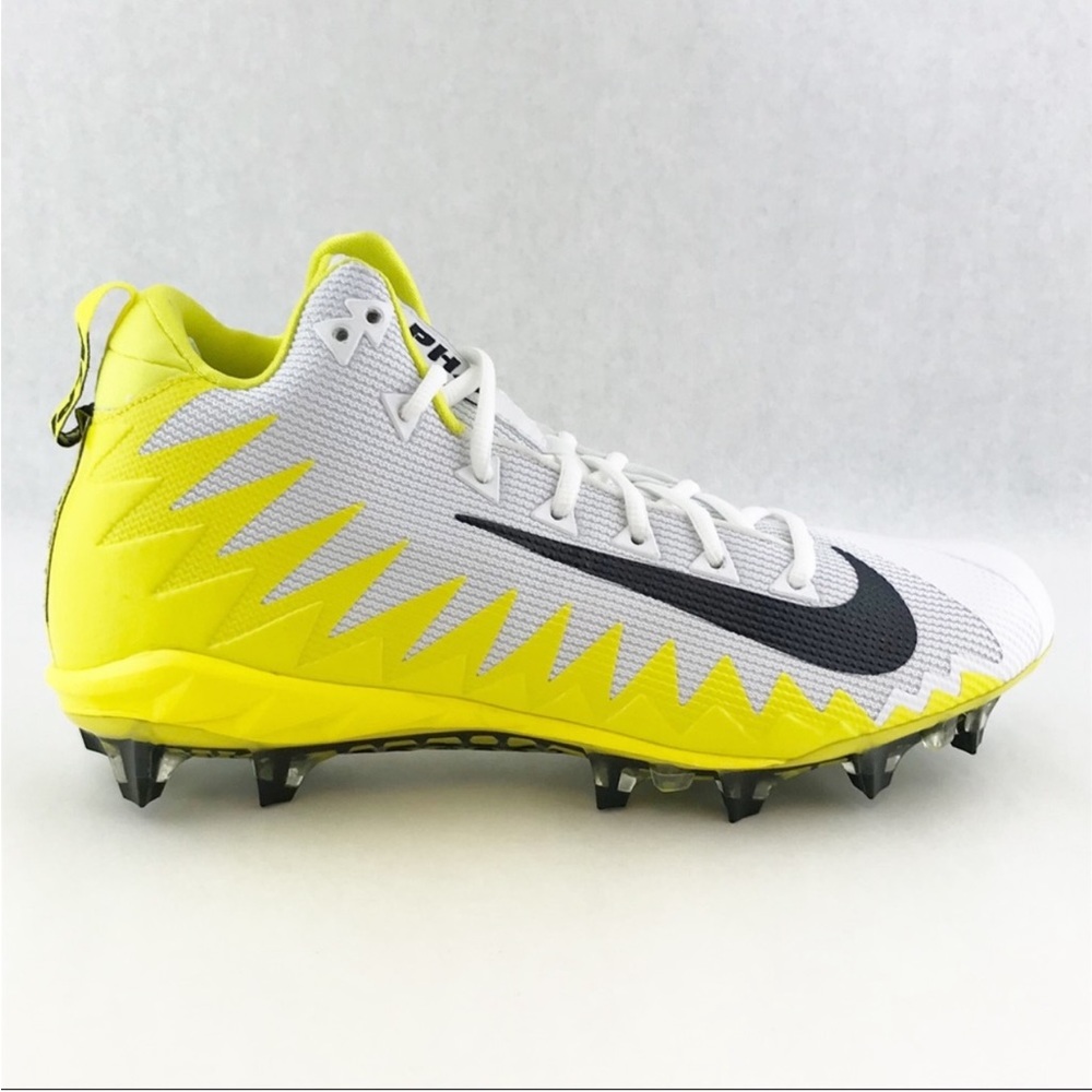 Nike Men's Alpha Menace Cleats - NEW